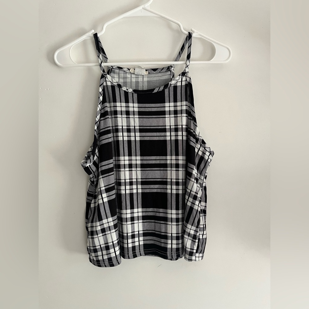 Black and white tank top